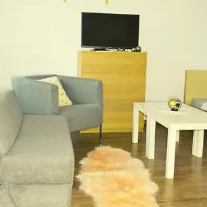 https://apartament-pozna-extra-zone.poznan-hotels.com